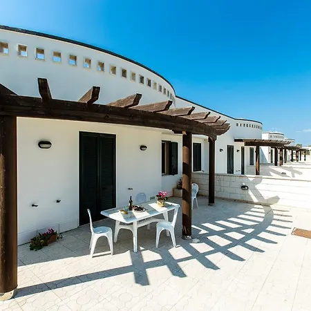 Villa Complesso Gardencasa Torre Suda Exterior foto